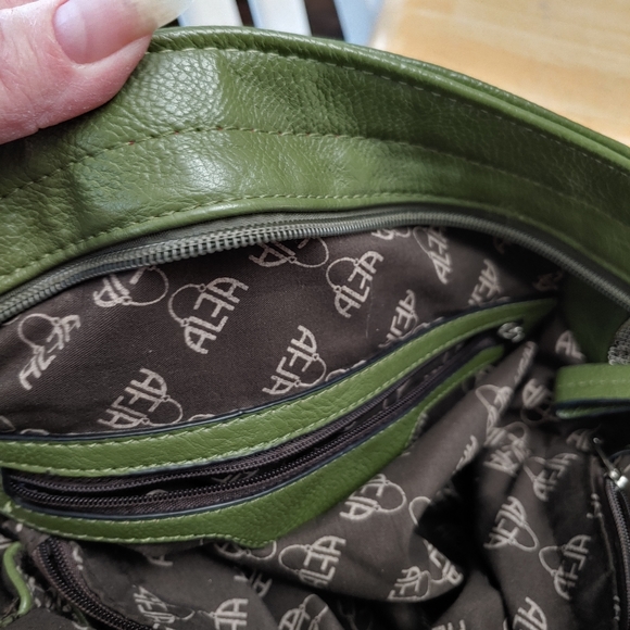 ALFA green shoulder bag. - Picture 7 of 9